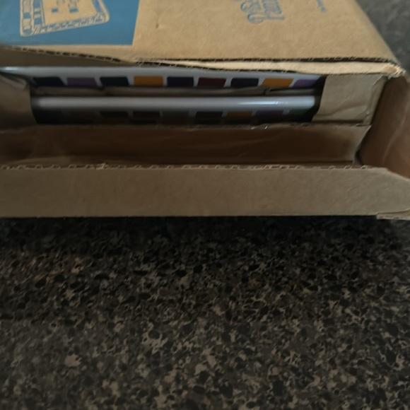 Pampered Chef Set of 2 Tiles Small Square Plates - Picture 3 of 7